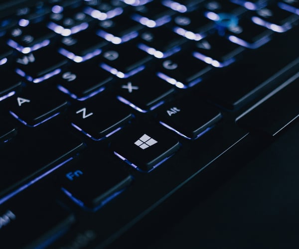 IRCC commence à joindre les notes des agents aux lettres de refus. Comprenez votre dossier plus rapidement et préparez mieux votre prochaine demande.